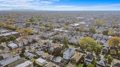 5632 W Berenice Ave in Chicago, IL - Building Photo - Building Photo