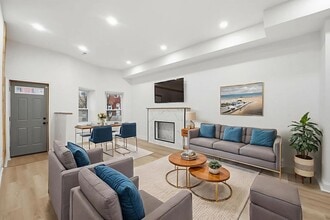 744 N Patterson Park Ave in Baltimore, MD - Building Photo - Building Photo