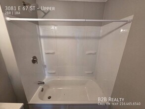 3081 E 67th St in Cleveland, OH - Foto de edificio - Building Photo