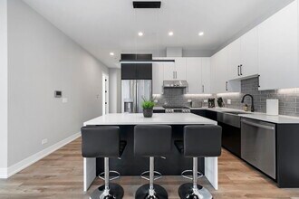 1606 S Ashland Ave in Chicago, IL - Building Photo - Building Photo