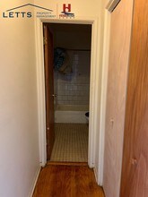 6933 S Jeffrey Blvd-Unit -1B in Chicago, IL - Building Photo - Building Photo