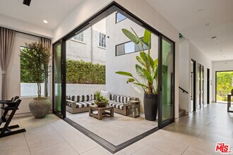 1562 Ensley Ave in Los Angeles, CA - Building Photo - Building Photo