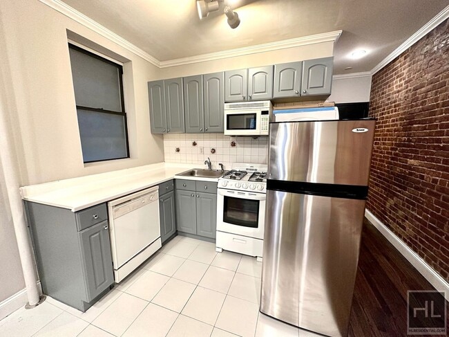 Tenth Avenue in New York, NY - Building Photo - Building Photo