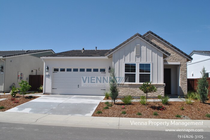 3593 Deer Pk Dr in Folsom, CA - Building Photo