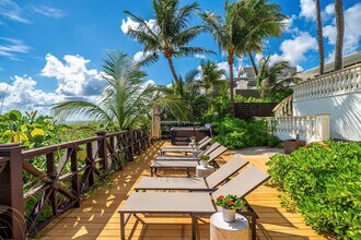 2760 N Atlantic Blvd in Fort Lauderdale, FL - Foto de edificio - Building Photo