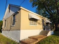 3646 Overton Crossing St