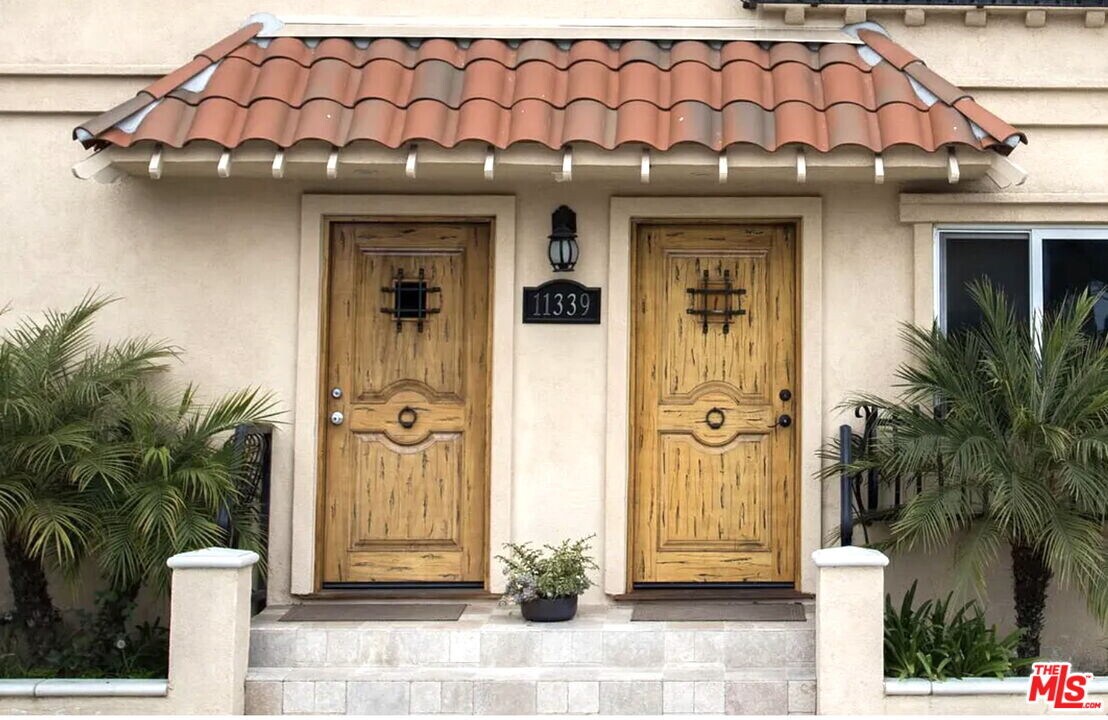 11339 Venice Blvd. in Los Angeles, CA - Building Photo
