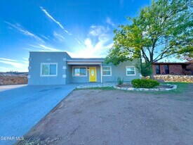 1640 Doug Olson Dr in El Paso, TX - Building Photo