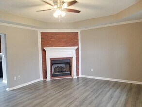 323 Willow Oak Dr in Harvest, AL - Building Photo - Building Photo