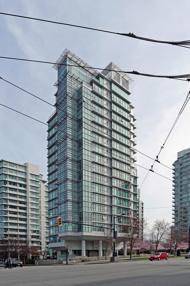 Bayshore Tower 1 in Vancouver, BC - Building Photo - Building Photo