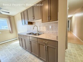 10815-10883 83 Ave NW in Edmonton, AB - Building Photo - Building Photo