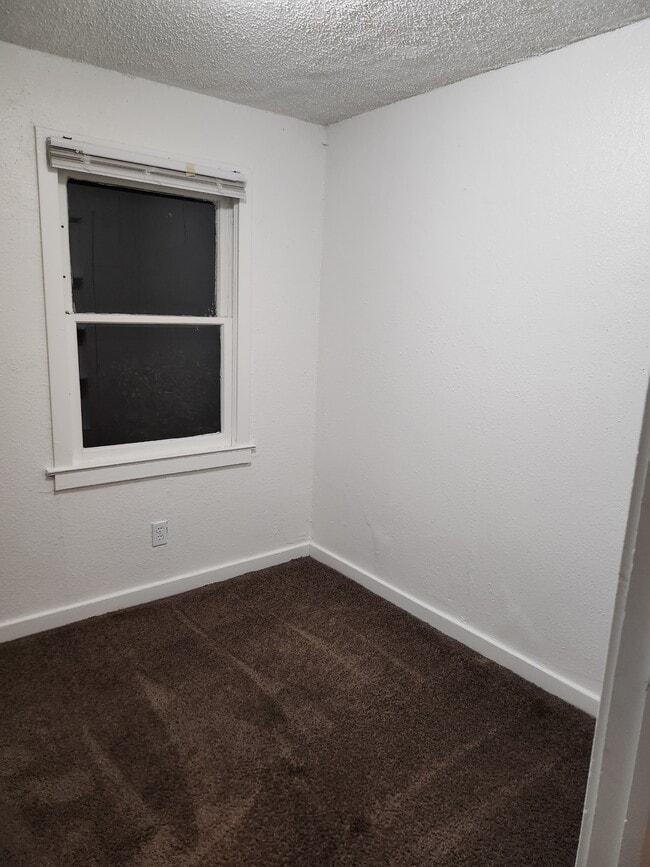 2264 13th St in Reedley, CA - Building Photo - Building Photo