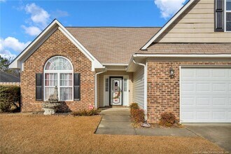 175 Seabiscuit Dr in Raeford, NC - Building Photo - Building Photo