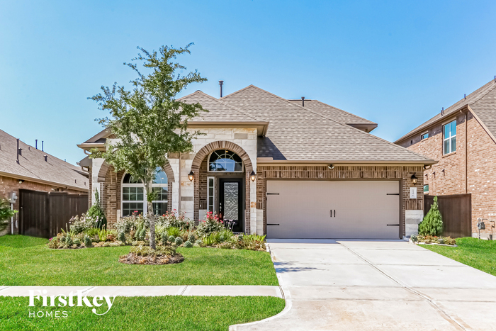 7306 Saddle Tree Dr in Spring, TX - Building Photo