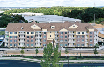 Gillette Towers 55+ Community in Sayreville, NJ - Building Photo - Building Photo