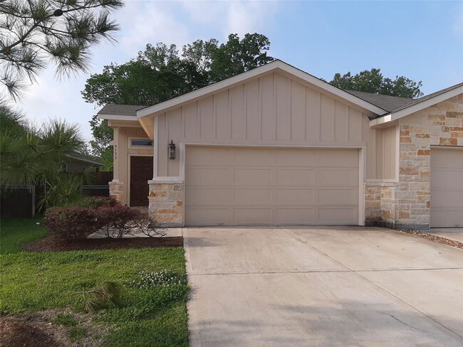 property at 9733 Grosbeak Ln