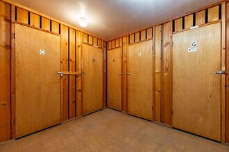 1609 E State St in Rockford, IL - Building Photo - Building Photo