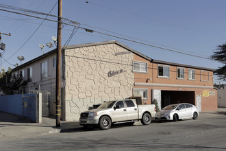 Colonial Apartment Homes in Bellflower, CA - Building Photo - Building Photo