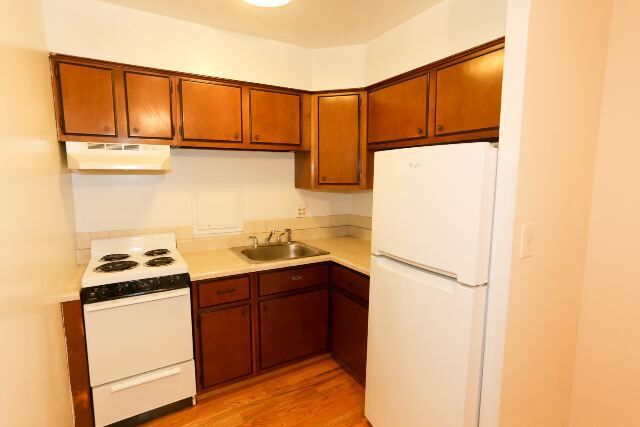 1329 N Dearborn St in Chicago, IL - Building Photo - Building Photo