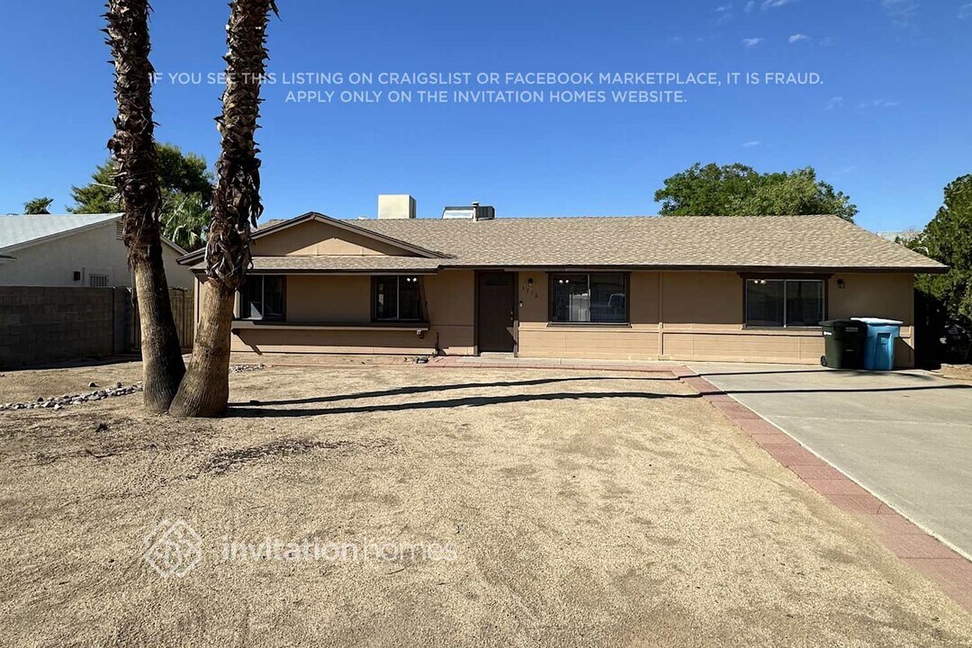 3718 E Gelding Dr in Phoenix, AZ - Building Photo