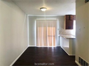 513 Boyett St-Unit -3 in College Station, TX - Building Photo - Building Photo