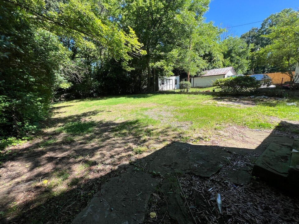 619 Old Oxford Rd in Durham, NC - Building Photo