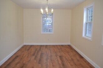 33 Richwood St in Framingham, MA - Building Photo - Building Photo