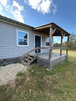 10024 Wrangler Wy in Midway, TX - Building Photo