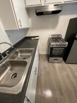 5307 Sepulveda Blvd, Unit 111 in Los Angeles, CA - Building Photo