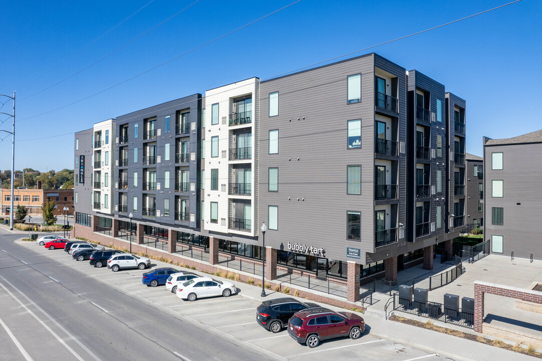 Triangle Apartments in Omaha, NE - Building Photo