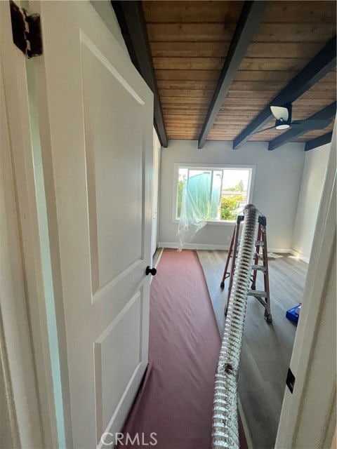 property at 2007 Huntington Ln