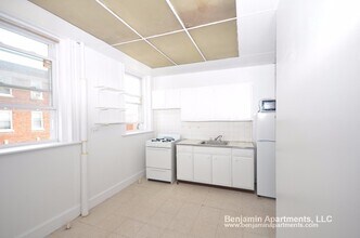 26 Chiswick Rd, Unit 4 in Boston, MA - Foto de edificio - Building Photo