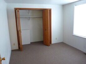 1853 Park St, Unit 1/2 in Terre Haute, IN - Building Photo