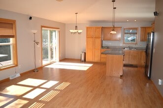 715 Ariel Ln in Verona, WI - Building Photo - Building Photo