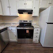 1900 Buck Ln in Albany, GA - Building Photo - Building Photo