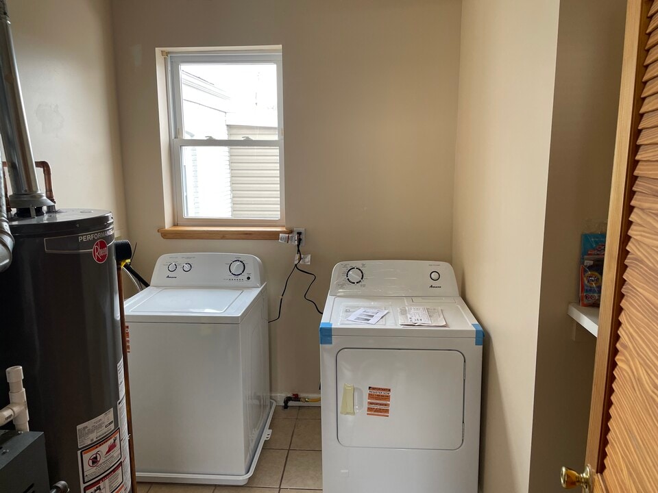 357 Grove St, Unit 2nd floor in Perth Amboy, NJ - Building Photo