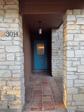 3014 Thousand Oaks Dr in Austin, TX - Building Photo - Building Photo