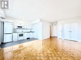 276 St George St in Toronto, ON - Building Photo