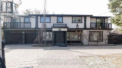 60 Belvedere Dr in Oakville, ON - Building Photo - Building Photo