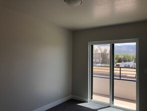287 1425 N St in Cedar City, UT - Foto de edificio - Building Photo