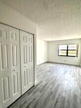 9235 SW 8th St in Boca Raton, FL - Building Photo - Building Photo