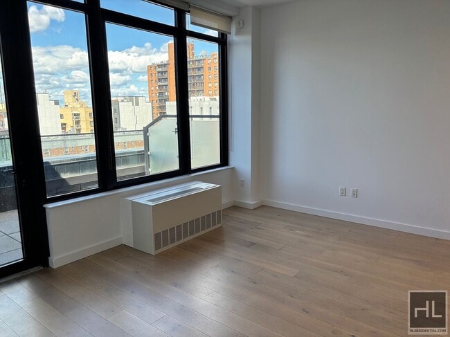 144-74 Northern Blvd