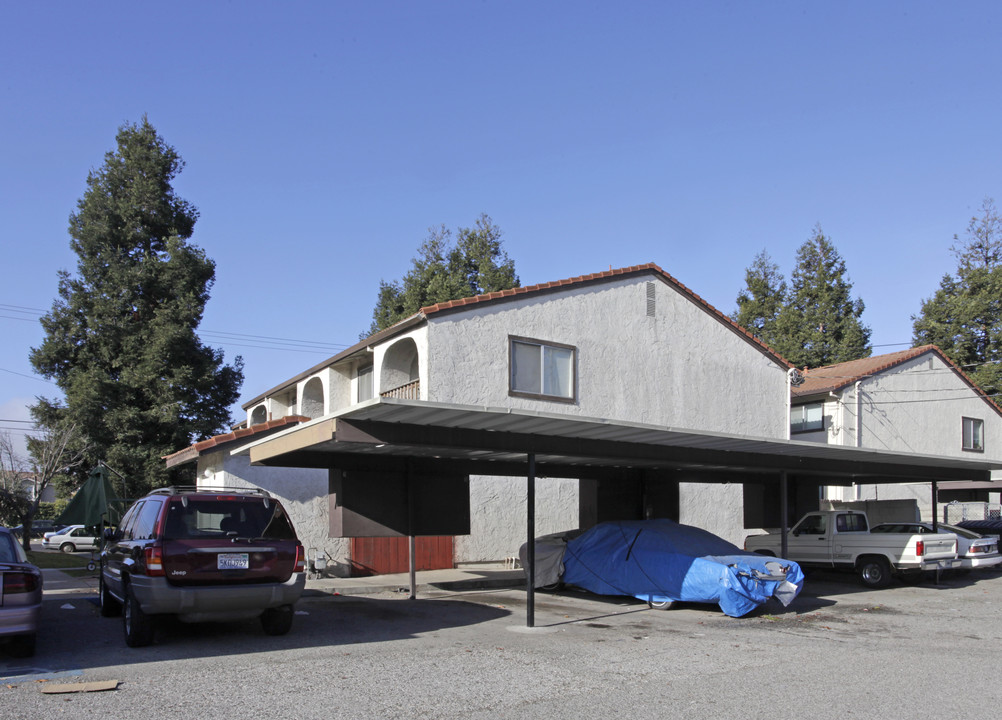 4581 Lafayette St in Santa Clara, CA - Building Photo