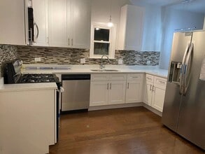 1034 Lathrop Ave in Forest Park, IL - Building Photo - Building Photo