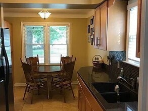 1296 E Miner Rd in Mayfield Heights, OH - Building Photo - Building Photo