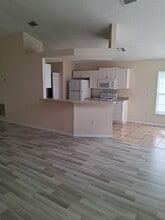 2563 Davenport Cir in Kissimmee, FL - Foto de edificio - Building Photo