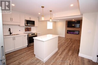 3008 Young Ave in Fort Erie, ON - Building Photo - Building Photo