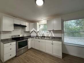 530 Artemis Dr in San Antonio, TX - Building Photo - Building Photo