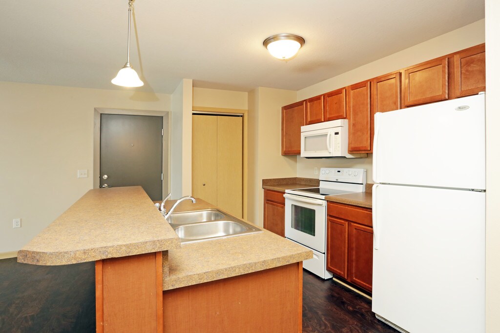 Melbourne Apartments in Des Moines, IA