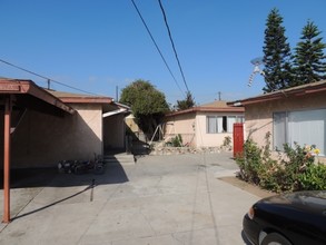 14521 Firmona Ave in Lawndale, CA - Building Photo - Building Photo